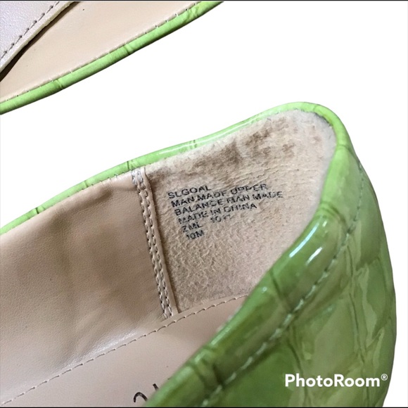 Sam & Libby Goal Green Faux Croc Flats - Picture 4 of 8